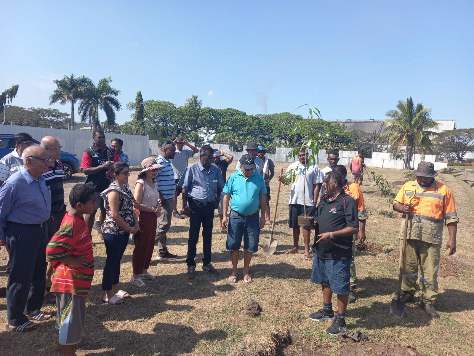Chamber-of-Commerce-and-Retailers-Association-who-came-forward-to-collaborate-with-the-Council-in-this-initiative-to-mark-the-Constitution-Day